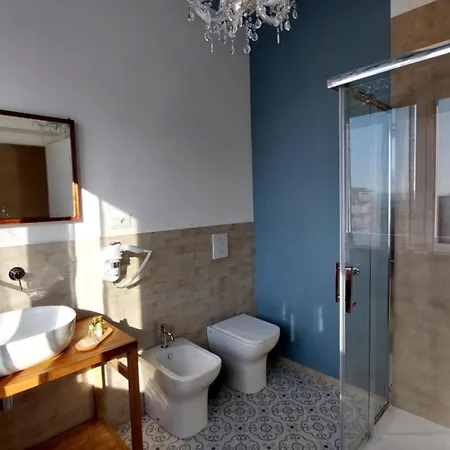 فندق مبيت وإفطار Namuri Comfortable 3*