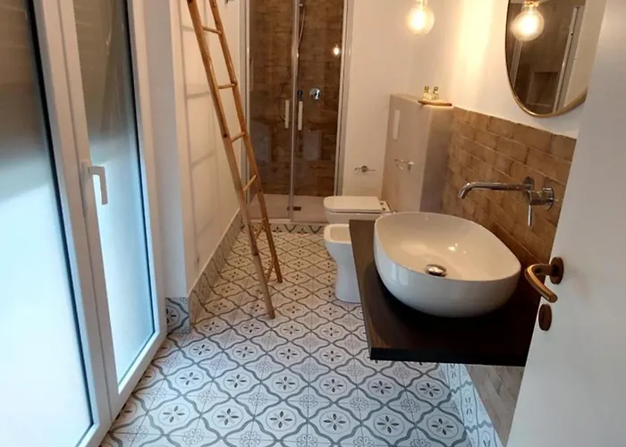 Namuri Comfortable 3* Агрідженто